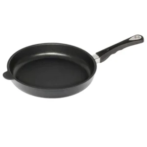 ماهیتابه دسته ثابت AMT با قطر 28 و ارتفاع 5 سانتی‌متر کد ۵۲۸